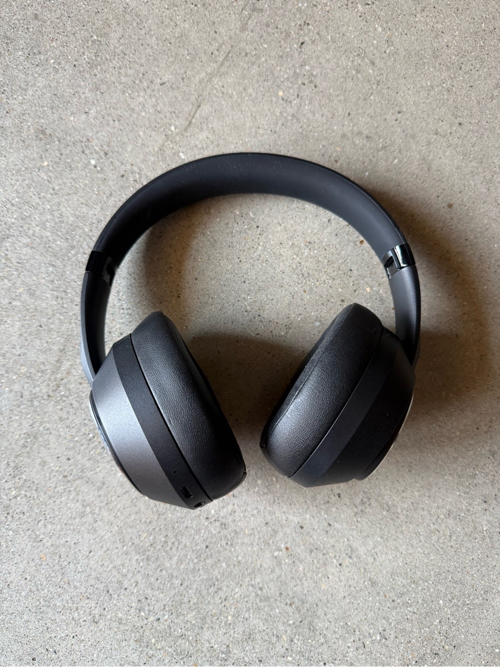 KOSS brand Wireless Over-Ear Headphones - Black